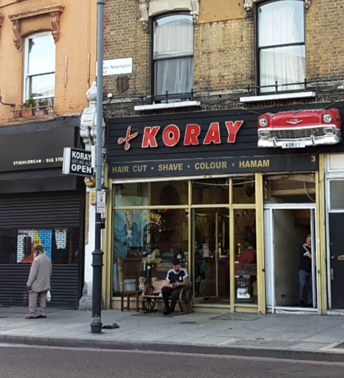 Koray Barbers from outside